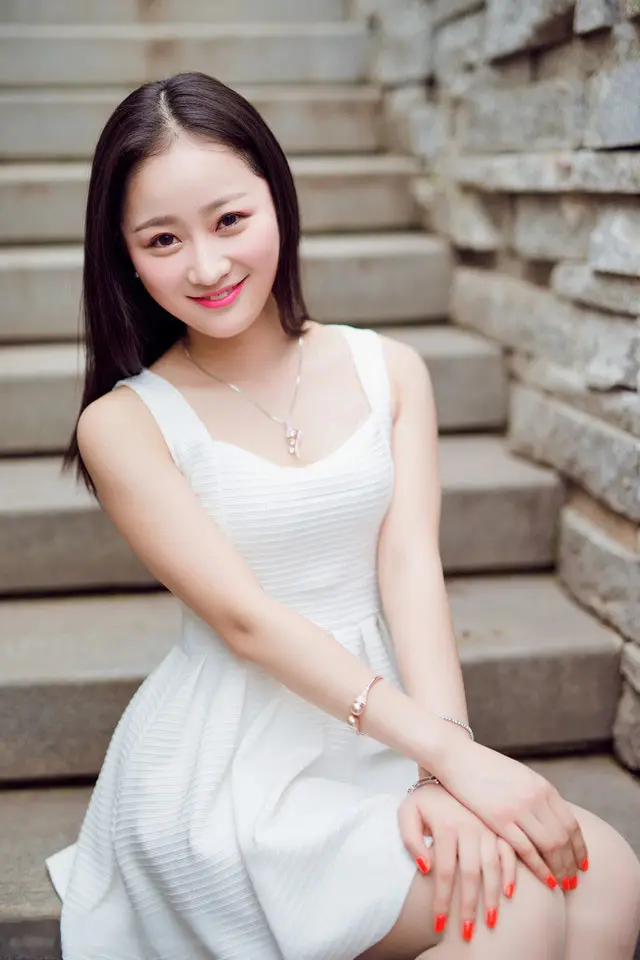 博尔塔拉蒙古温州私人伴游商务伴游乔妹的联系方式！