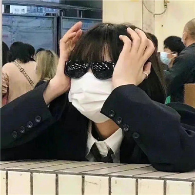 博尔塔拉蒙古伴游女生冯萧玉的资料